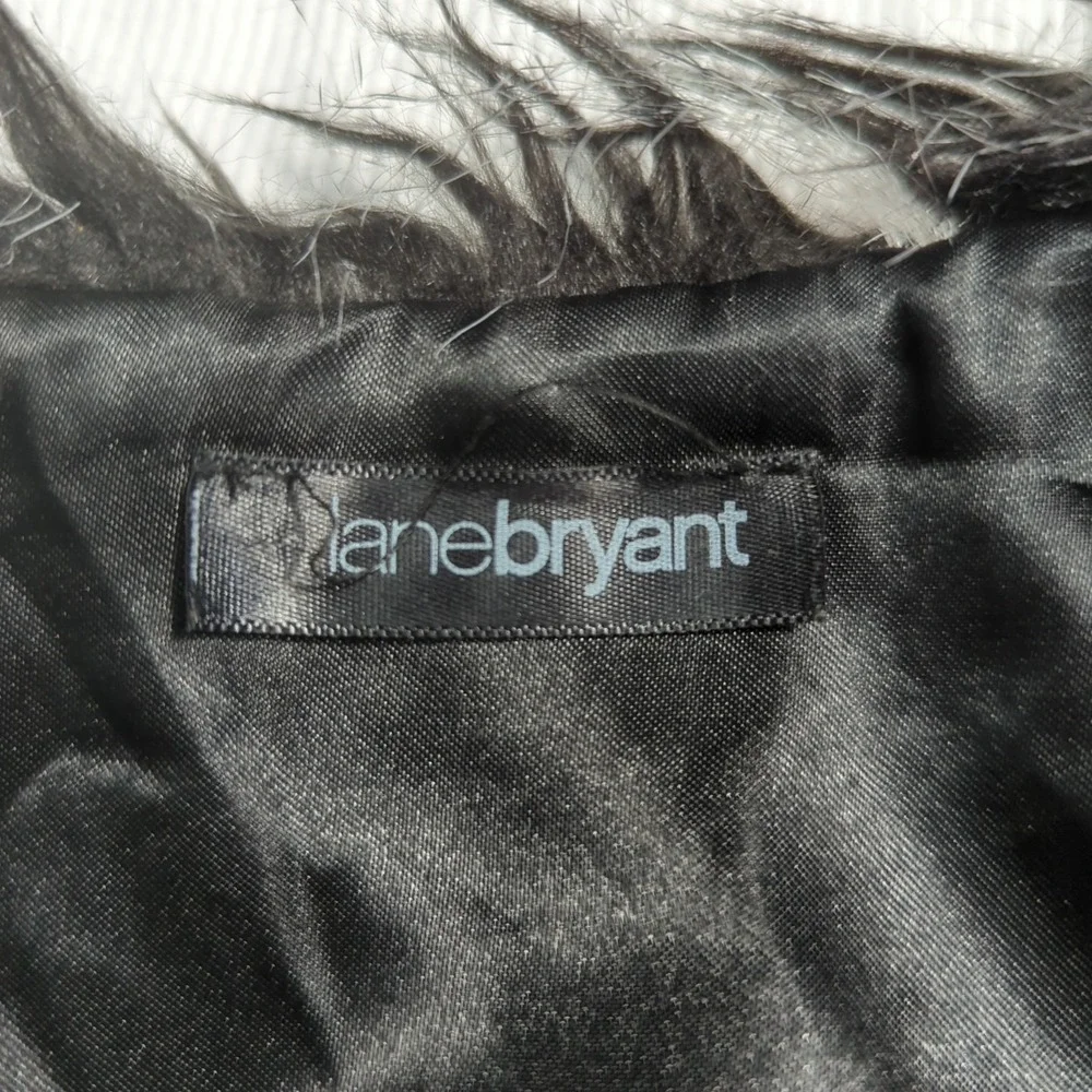 Lane Bryant Faux Shaggy Fur Women's Size 1X Black And White Open Front Vest 395 - Picture 6 of 8